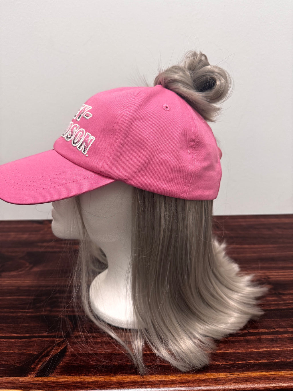 *Women's HD "BB WOVEN" Ponytail Hat